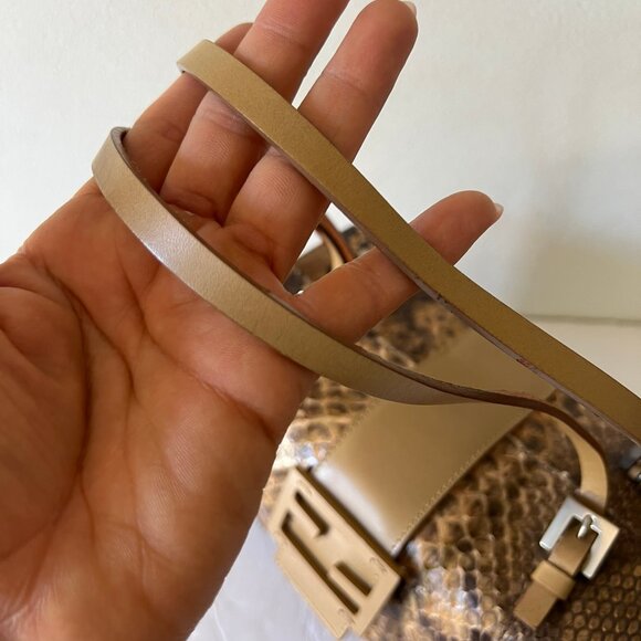 VINTAGE FENDI PYTHON BENTO BOX SMALL BAG RARE - Picture 5 of 10